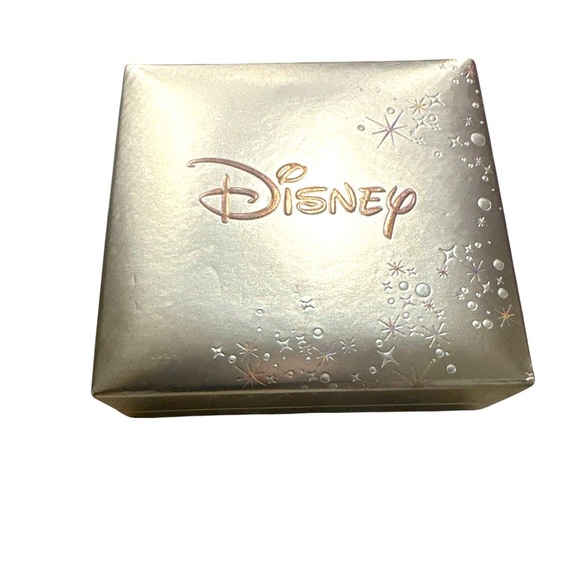 New! Disney Bracelet, Fine Silver Plated Adjustable “Love is Bowtiful” Bracelet - Picture 4 of 6